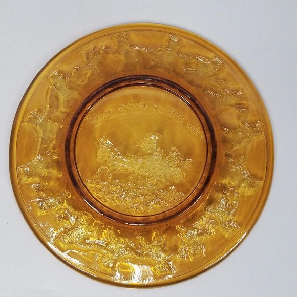 Indiana Glass Tiara Amber Plates - Picture 6 of 9
